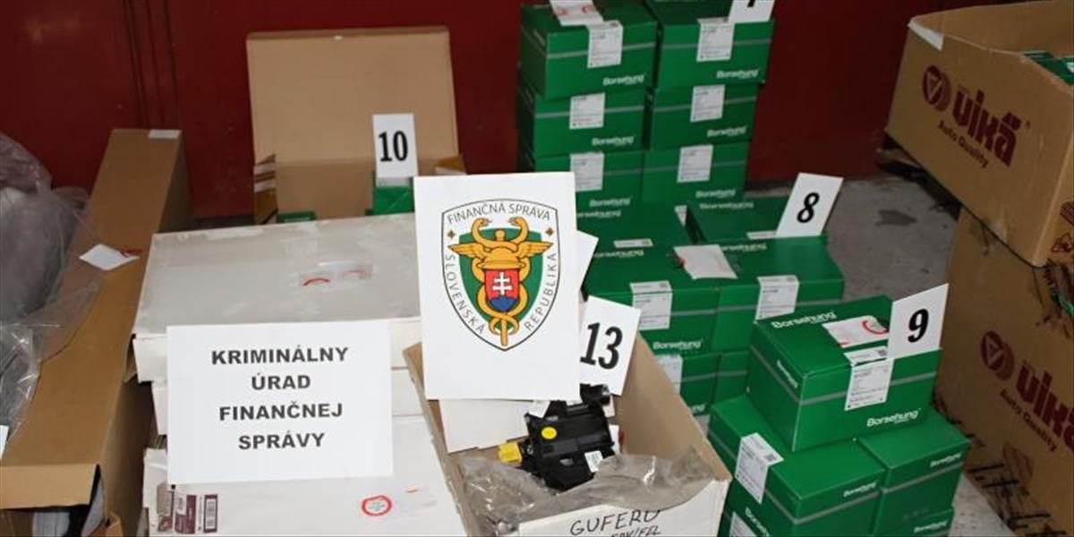FOTO Colníci zaistili fejky náhradných dielov za 220-tisíc