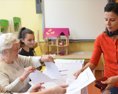 Žijete v zahraničí? Prezidenta odtiaľ voliť nemôžete ako si poradiť?