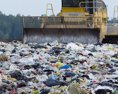 Na severe Ruska stále protestujú proti výstavbe skládky pre odpad z Moskvy