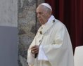 VIDEO Pápež si opäť získal srdcia ľudí Toto dovolil chorému dievčaťu