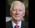 Zomrel známy moderátor Gay Byrne ako prvý robil rozhovor s Beatles