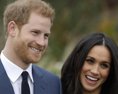 Princ Harry s manželkou Meghan prestanú používať titul kráľovská výsosť