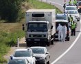 Blízko slovenských hraníc zadržali stovky migrantov