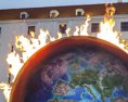 Horiaca planéta Zem má poukázať na nečinnosť v oblasti zmeny klímy