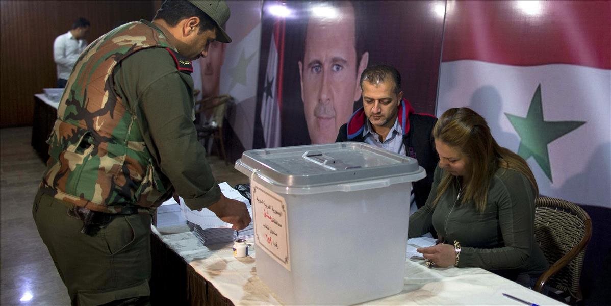Vo vojne zmietanej Sýrii sa konajú parlamentné voľby