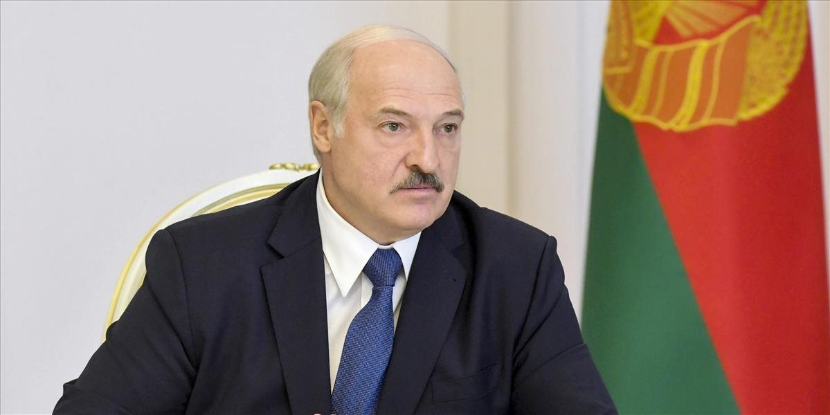 Lukašenko nariadil armáde plnú bojovú pohotovosť
