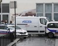 Dnešný útok v centre Paríža už vyšetrujú ako teroristický čin