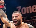 Oktagon MMA Český bojovník Kozma obhájil titul šampióna welterovej váhy víťazný triumf si zabezpečil aj Vémola