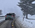 Výstraha pre vodičov! Pozor na kašovitý sneh či zníženú viditeľnosť