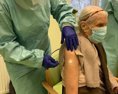 Košice začali pilotné očkovanie klientov zariadení sociálnych služieb