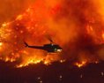 VIDEO Obrovské požiare v Kalifornii už zničili takmer 450 000 akrov