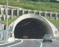 Diaľničiari upozorňujú na úplnú uzáveru tunela Horelica počas víkendu