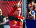 F1 Na náročnej trati v Miami patrí prvá rada Ferrari Verstappen spravil chybu v kvalifikácii
