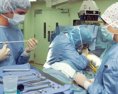 Falošná anestéziologička dostala za smrť pacientov doživotie