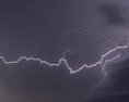 Silné búrky v Taliansku lámali stromy a zablokovali cesty