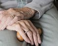 Sociálna poisťovňa začína vyplácať 14. dôchodok