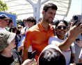Djokovič sa v Adelaide dočkal vrelého privítania