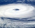 Tropická búrka na Novom Zélande si vyžiadala tri obete