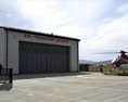 Leteckí záchranári v Trenčíne majú nový vykurovaný hangár s moderným zázemím