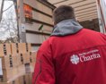 Trnavská arcidiecézna charita začala s rozvozom balíkov potravinovej pomoci