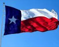 V Texase už dva dni pátrajú po mužovi ktorý zastrelil piatich susedov