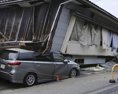 Silné zemetrasenie v strednom Japonsku si vyžiadalo jednu obeť a 13 zranených