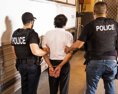 V Nemecku zatkli úrady sedem osôb podozrivých z podpory Islamského štátu