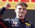 Verstappen zvíťazil tretíkrát po sebe v celkovom poradí vedie o 53 bodov