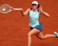 Poľská tenistka Iga Swiateková bude súperka Beatriz Haddadovej Maiovej v semifinále Roland Garros