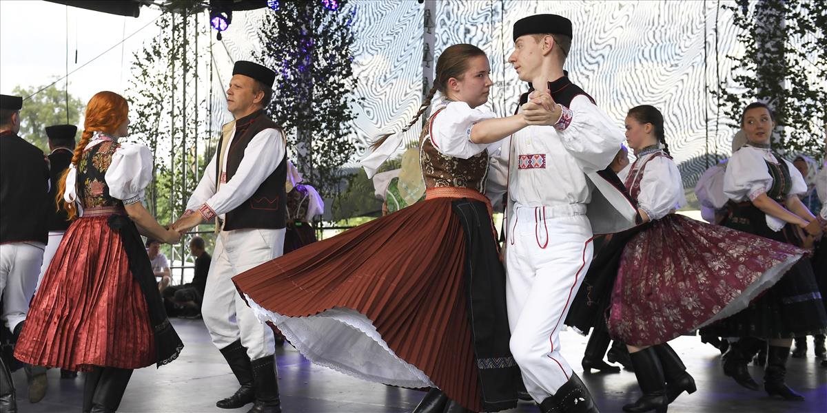 Leto v banskobystrickom kraji spríjemnia folklórne festivaly, odštartujú ho Heľpa a Klenovec
