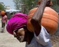 Vlna horúčav v dvoch najľudnatejších štátoch Indie má už najmenej 170 obetí