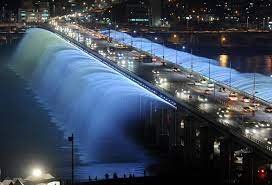 Banpo Bridge rainbow Fountain