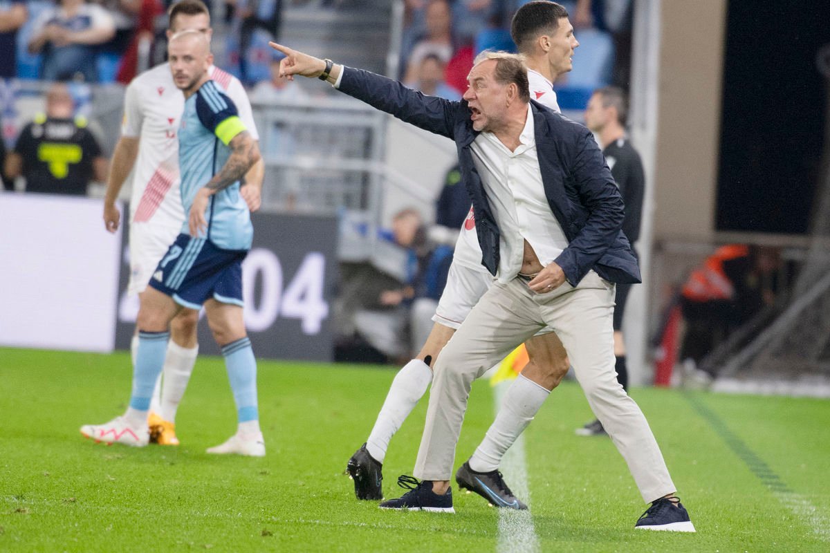 Trénera Vladimíra Weissa mohol rýchly gól upokojiť, no opak bol skôr pravdou a neustále nabádal svojich zverencov k ostražitosti.