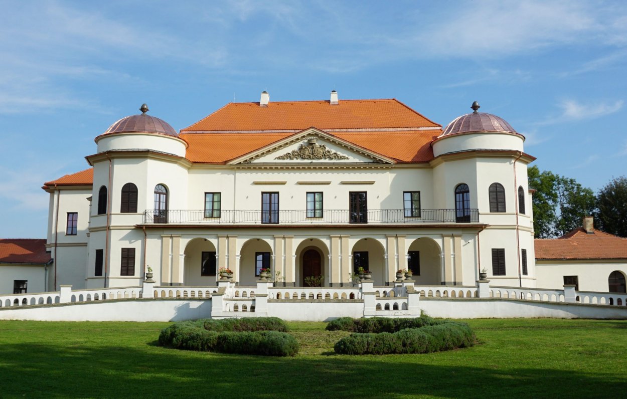 Zemplínske múzeum v Michalovciach, kde sa uskutoční podujatie Na šľachtickom dvore - Počiatky Sztárayovcov v Michalovciach.