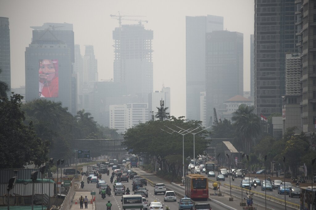 Smog v Indonézskom hlavnom meste Jakarta.