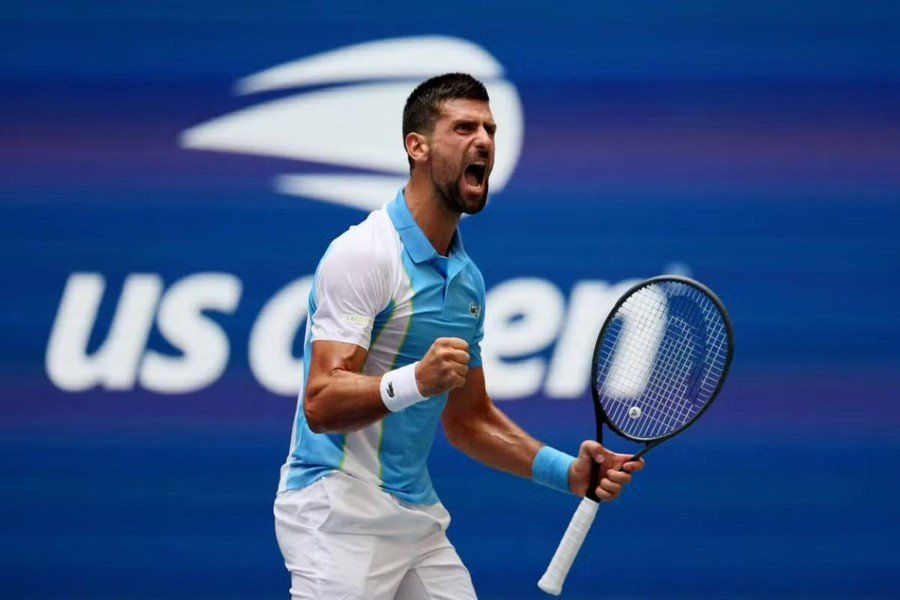 Novak Djokovič tešiaci sa z výhry US Open.