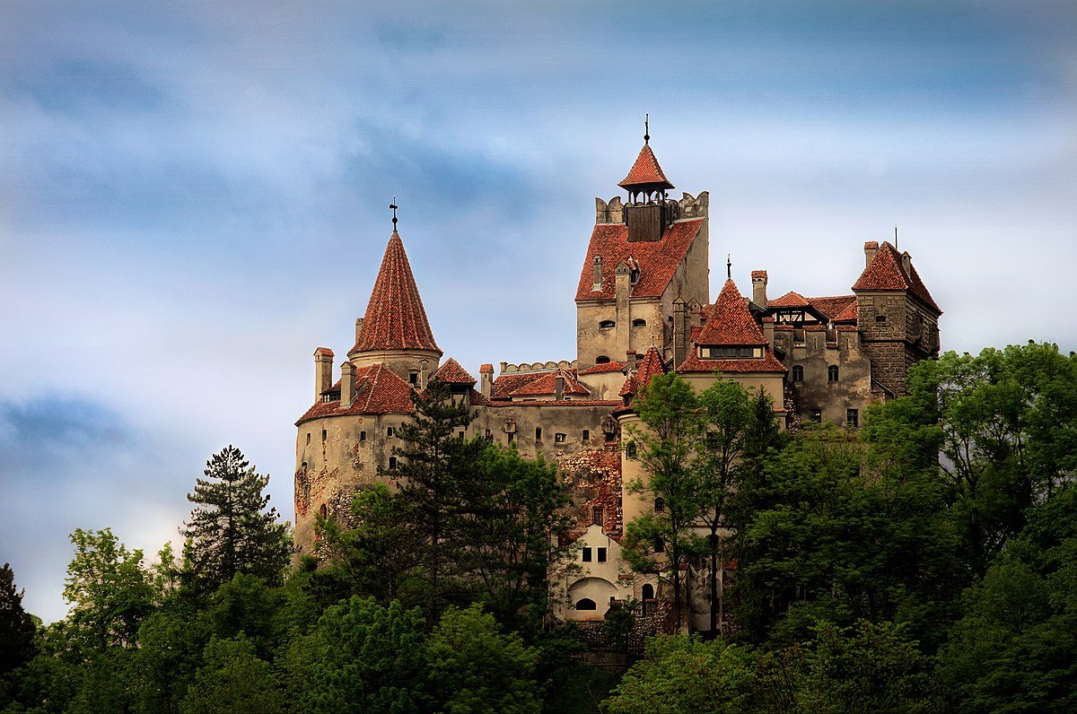 Hrad Bran - najpravdepodobnejšia predloha pre román Dracula.