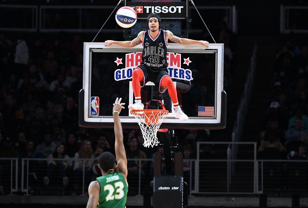 Harlem Globetrotters počas svojej šou.