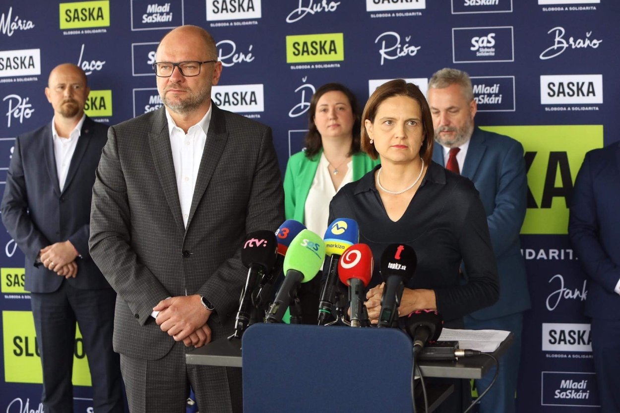 volební líder SASKY Richard Sulík a Mária Kolíková