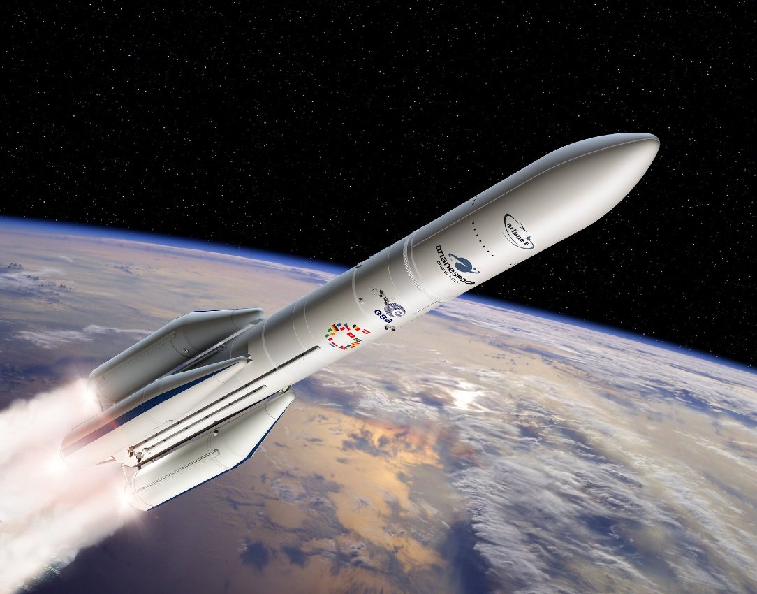 Umelcov pohľad na konfiguráciu Ariane 6 pomocou štyroch zosilňovačov (A64).