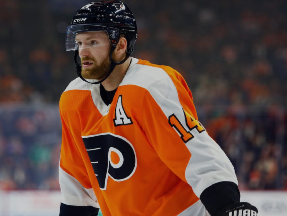 Tridsaťročný center Philadelphie Sean Couturier.