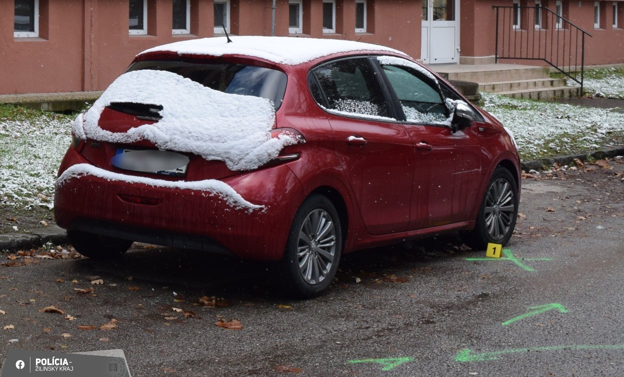 narazené auto 47-ročnej vodičky