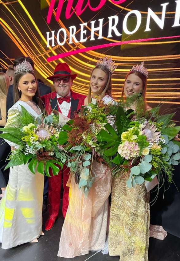 Jozef OKLAMČÁK s najúspešnejšími finalistkami MISS HOREHRONIE 2O23