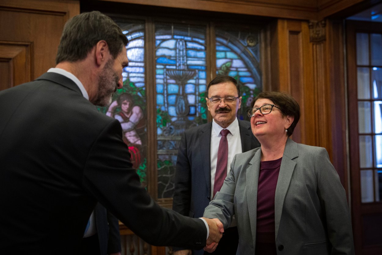 Minister Juraj Blanár sa počas návštevy Budapešti stretol s predstaviteľmi slovenskej menšiny v Maďarsku.