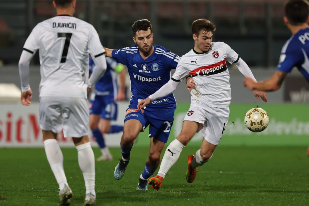 Futbalisti Spartaku Trnava na zápase v rámci Tipsport Malta Cupu.