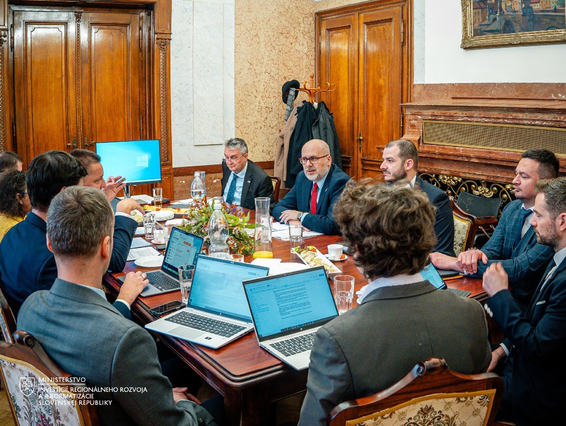 Štátny tajomník Michal Kaliňák: Rokovania s&nbsp;našimi českými partnermi sú pre nás inšpiráciou pri zvyšovaní kvality života ľudí v regiónoch