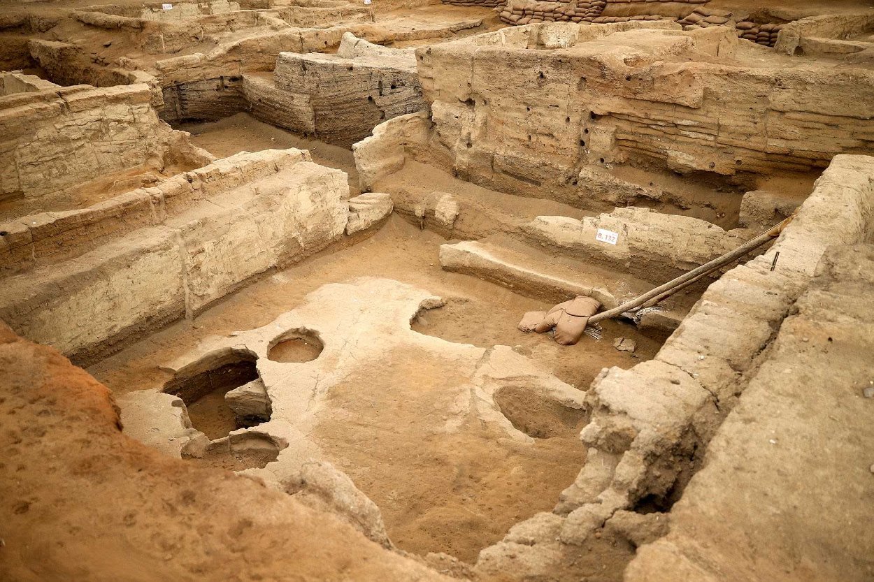 Archeologická lokalita Çatalhöyük na juhu Turecka.