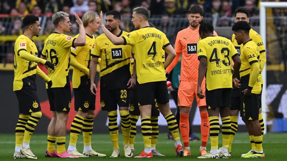 Borussia Dortmund sa pripravuje na svoje dva najdôležitejšie zápasy sezóny so sobotňajším zápasom na ihrisku RB Lipsko v Bundeslige, po ktorom bude v stredu nasledovať prvý zápas semifinále Ligy majstrov doma s Parížom St Germain.