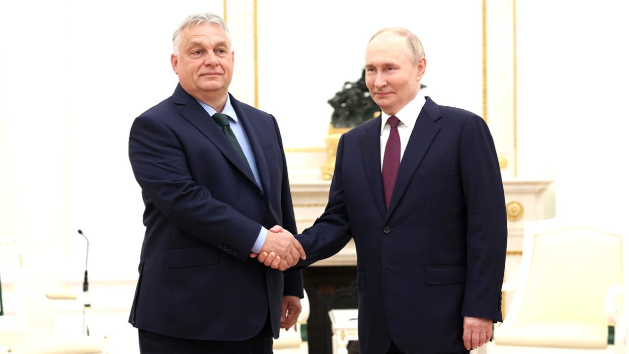 Viktor Orbán s ruským lídrom Vladimirom Putinom počas návštevy Moskvy.