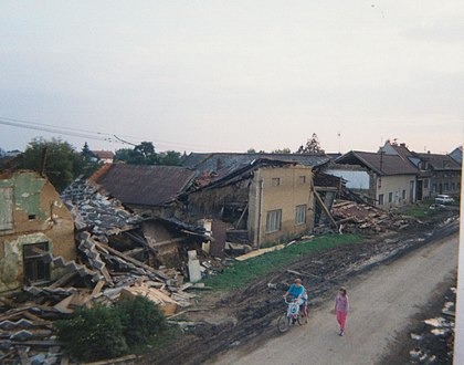 Následky povodne v obci Troubky v roku 1997